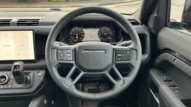 Land Rover Defender 3.0 D350 X-Dynamic SE 110 5dr Auto Diesel Estate